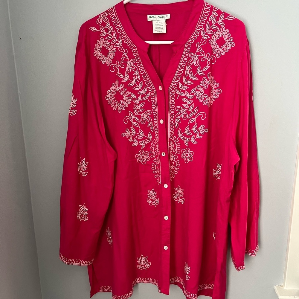 Ulla Popken‎ Pink Long Sleeve V-Neck Blouse with Embroidered Mandarin Collar